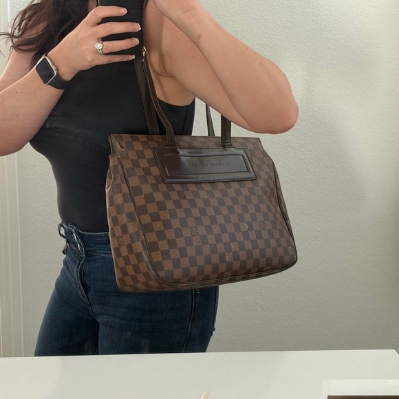 Louis Vuitton Handbags - Authentic Louis Vuitton Parioli Damier Ebene shoulder bag 🤎